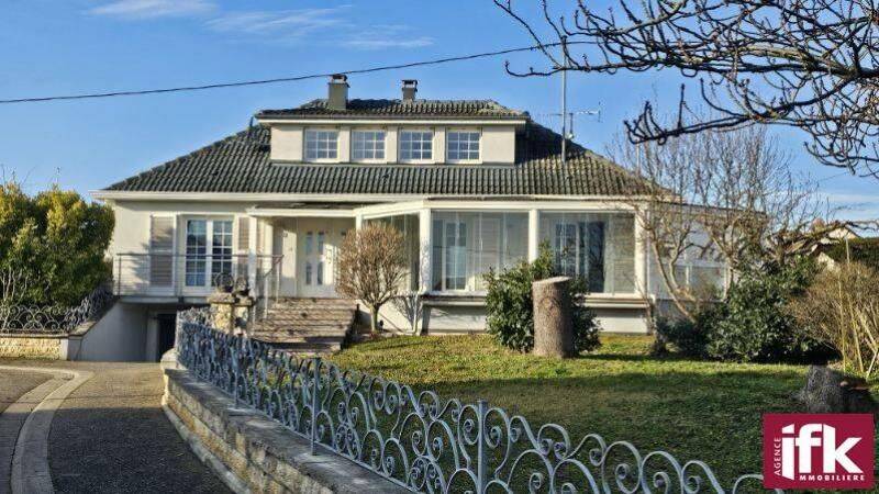 Maison 6 pièces 160 m² · à Biesheim · 160 m² · 383 000 €