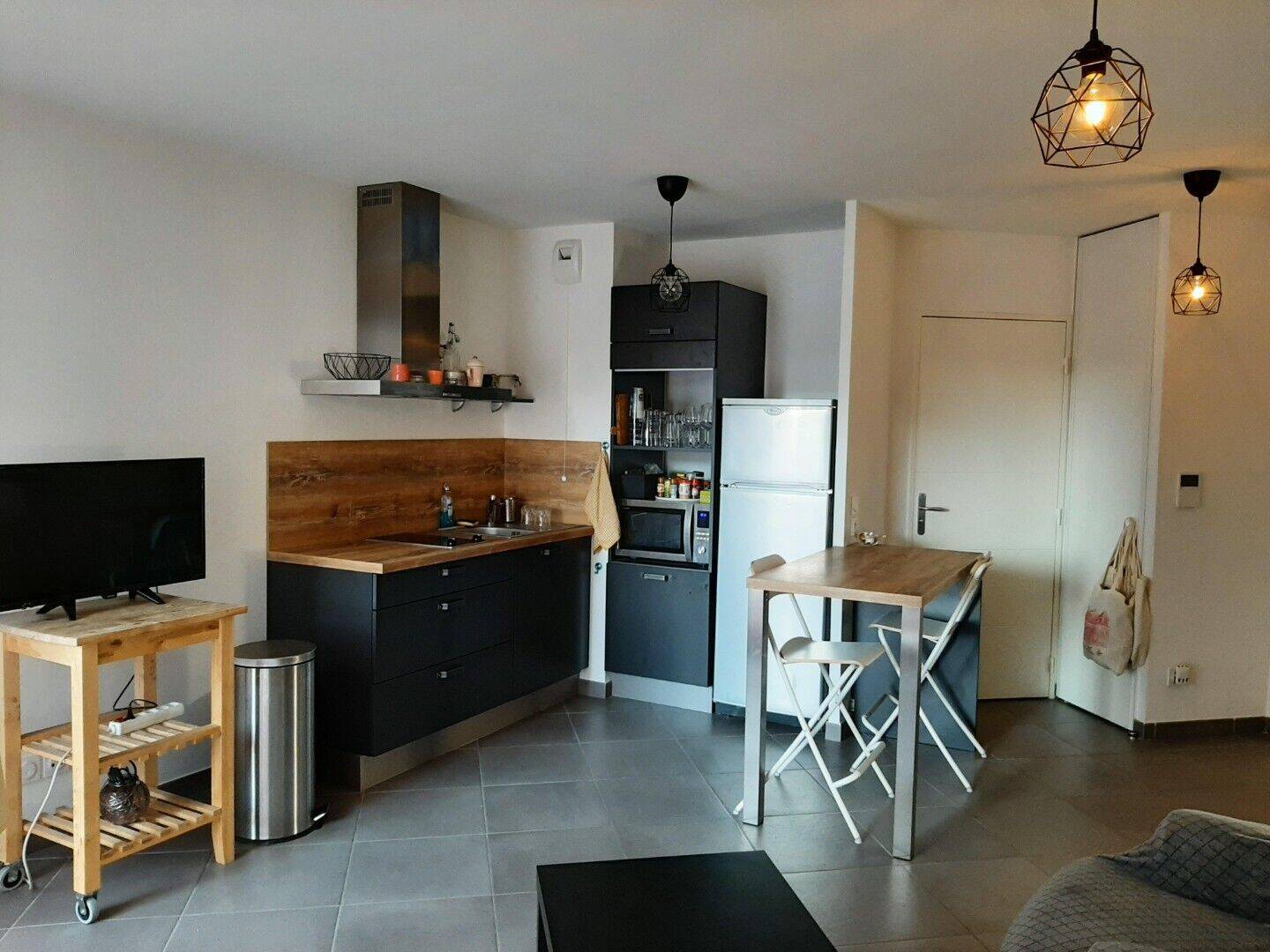 Appartement 1 pièce 34 m² · à Bron · 34 m² · 527 €/mois