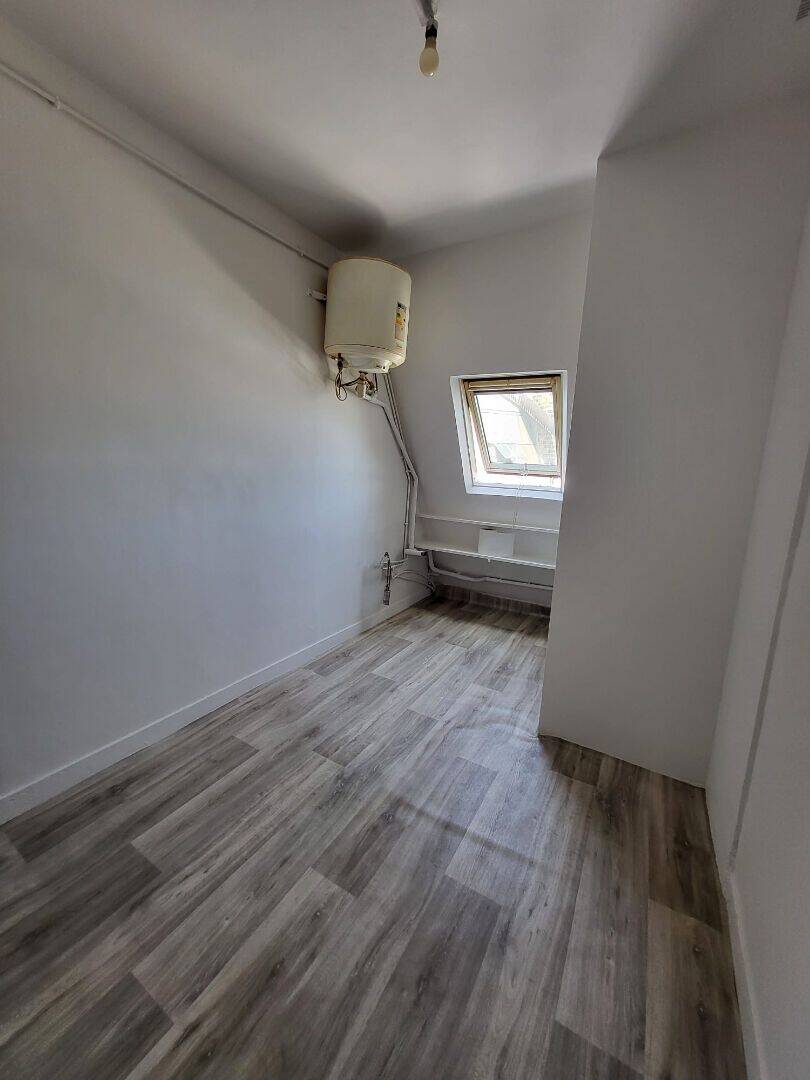 Appartement 1 pièce 10 m² · à Paris 10ème Arrondissement · 10,3 m² · 90 000 €