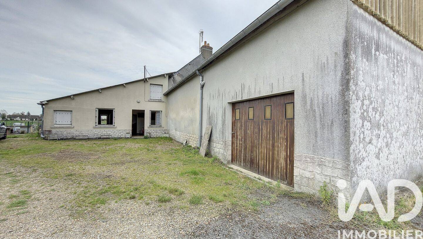 Maison 3 pièces 72 m² · à Saint-Laurent-en-Gâtines · 72 m² · 65 000 €