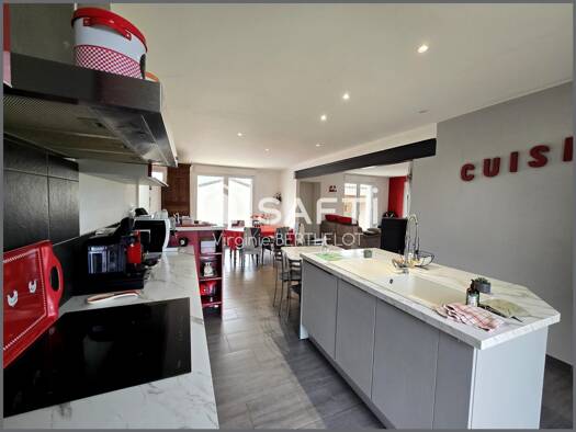 Maison de plain-pied à vendre 299 000 € 5 pièces 3 chambres 112 m² 1 355 m² de terrain Sainte Pezenne Niort 79000