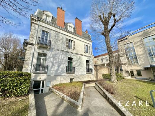 Espace bureau à vendre 219 000 € 260 m² de bureaux Dijon 21000