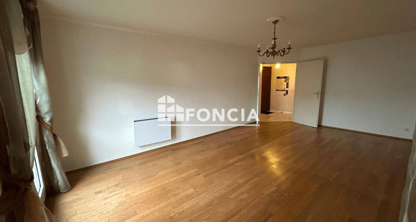 Appartement 3 pièces 75 m² · à Melun · 74,8 m² · 957 €/mois