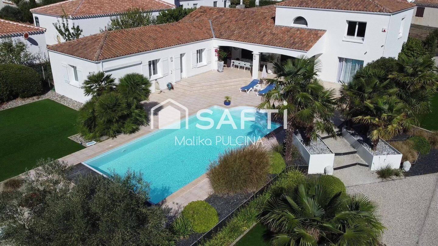 Maison 8 pièces 213 m² · à Talmont-Saint-Hilaire · 213 m² · 1 120 000 €