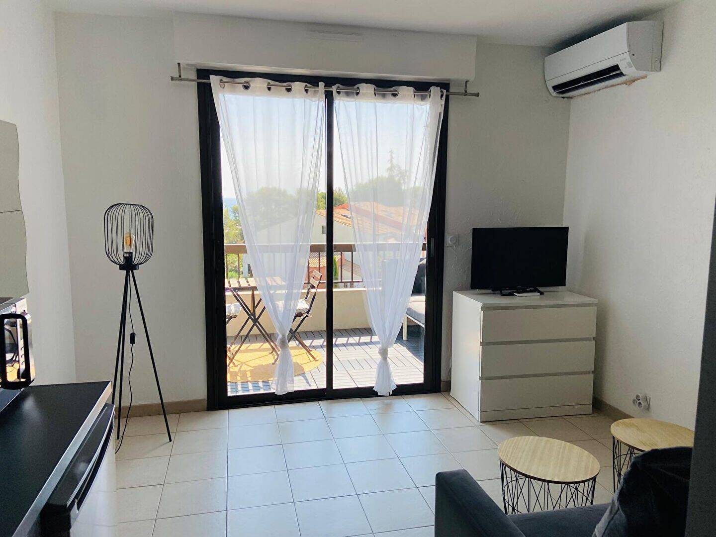 Appartement 1 pièce 18 m² · à Villeneuve-Loubet · 17,6 m² · 710 €