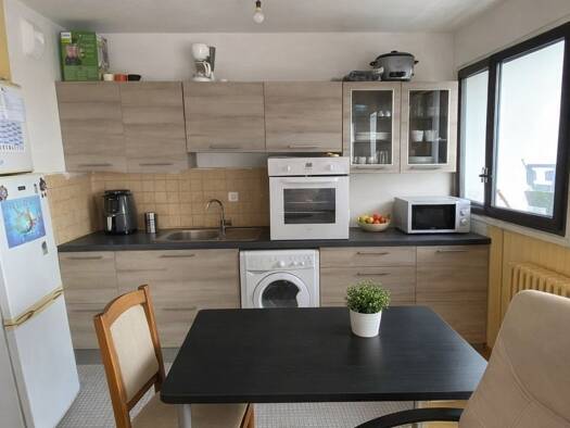 Appartement à vendre 115 000 € 1 pièce 30 m² Étage 3/5 La Closerie-Les Aulnes Combs-la-Ville 77380