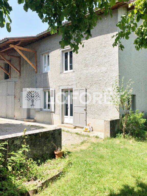 Maison 4 pièces 93 m² · à Bourgoin-Jallieu · 93,2 m² · 1 200 €