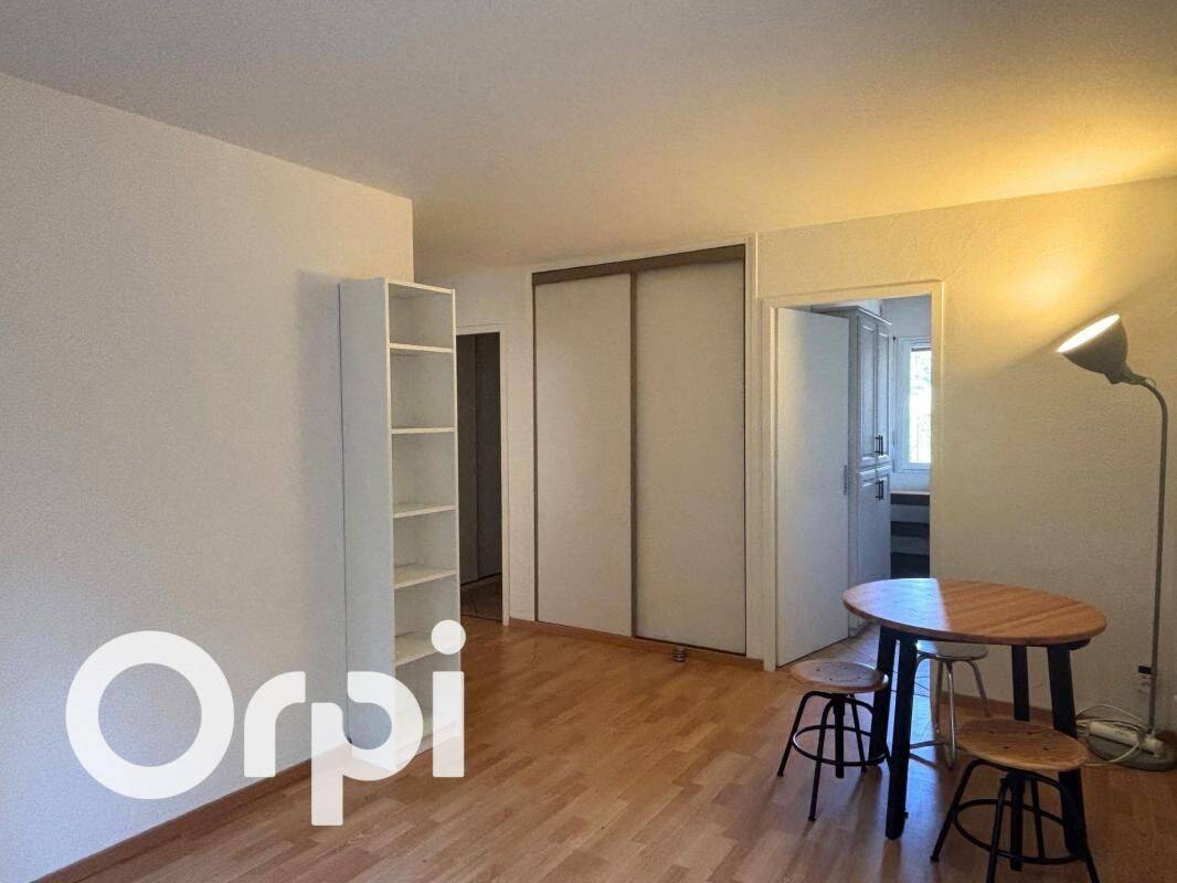 Appartement 2 pièces 38 m² · à Élancourt · 38,1 m² · 825 €/mois