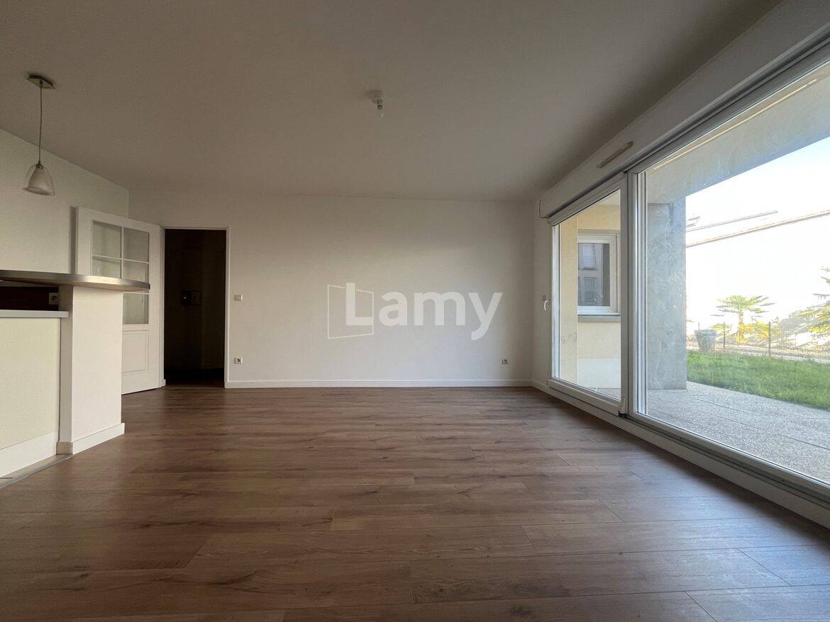 Appartement 3 pièces 66 m² · à Reims · 65,9 m² · 826 €