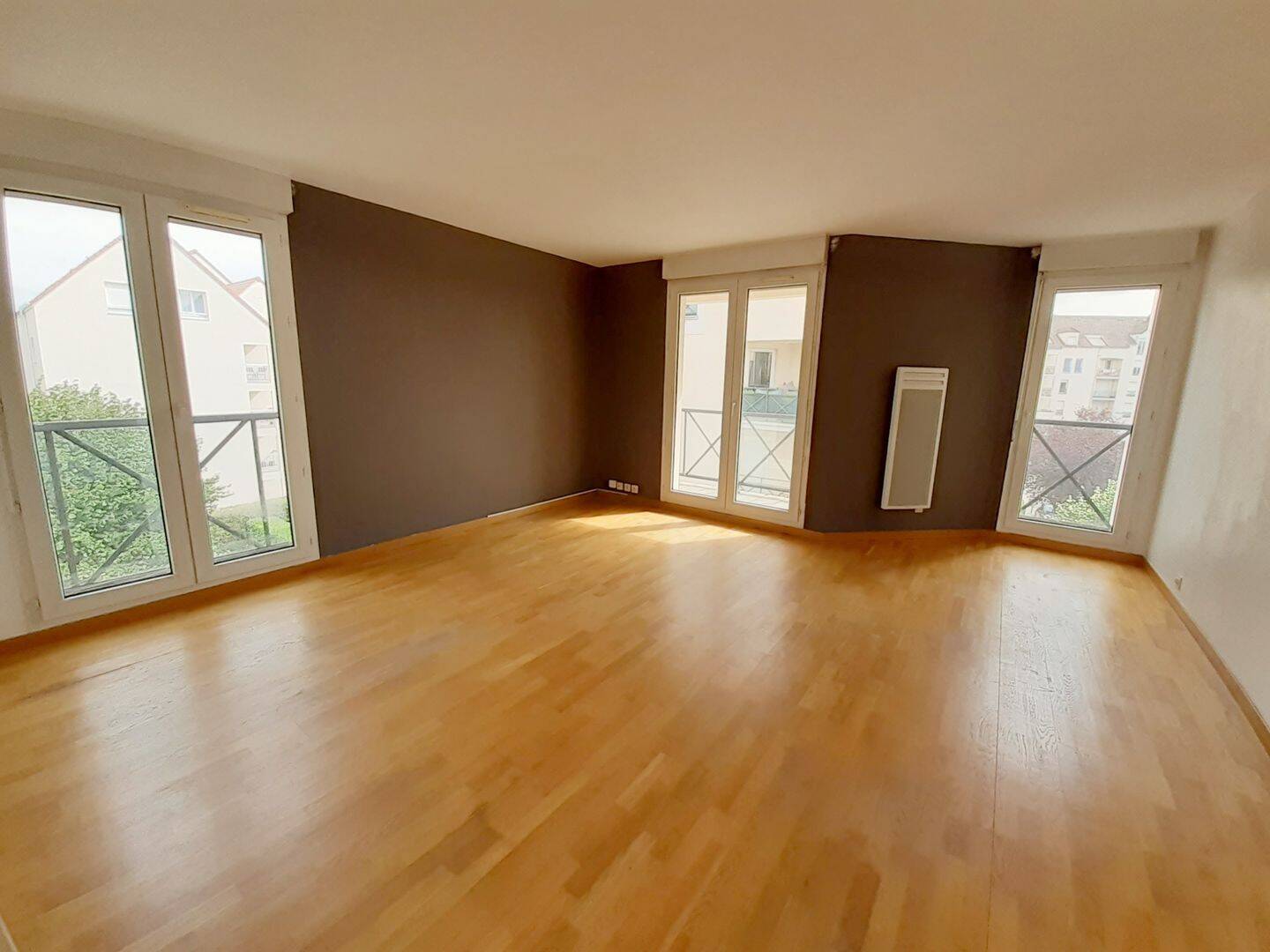 Appartement 3 pièces 62 m² · à Sucy-en-Brie · 61,9 m² · 1 062 €/mois