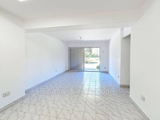 Appartement à vendre 76 000 € 2 pièces 1 chambre 30,5 m² RDC/2 Châteauneuf-de-Gadagne 84470