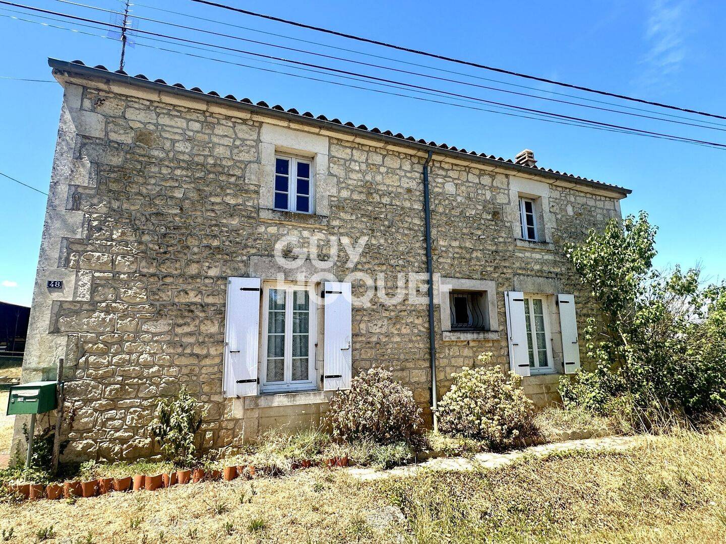 Maison 3 pièces 91 m² · à Fontenay-le-Comte · 90,6 m² · 149 100 €