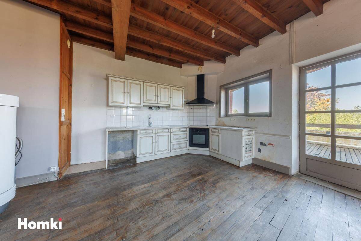 Maison 8 pièces 216 m² · à Courpière · 216 m² · 129 500 €