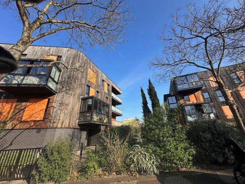 Appartement 4 pièces 102 m² · à Montreuil · 102 m² · 1 872 €/mois