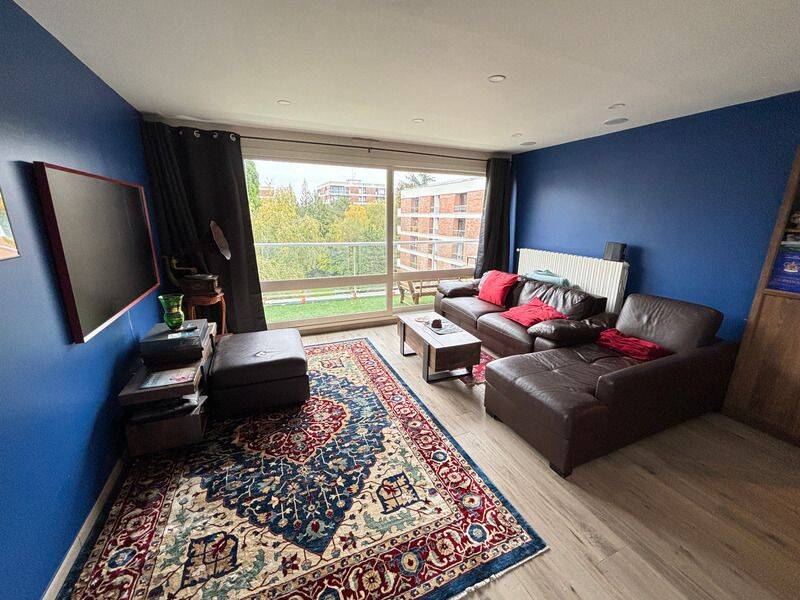 Appartement 3 pièces 74 m² · à Jouy-en-Josas · 74 m² · 305 000 €