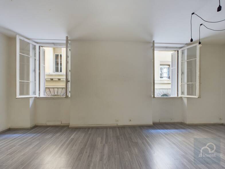 Appartement à vendre 262 000 € 3 pièces 2 chambres 70 m² Étage 1/5 Centre Ville Ajaccio 20000