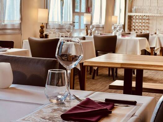 Restaurant à vendre 1 166 000 € 512,6 m² d'espace de restauration Le Châtelard 73630