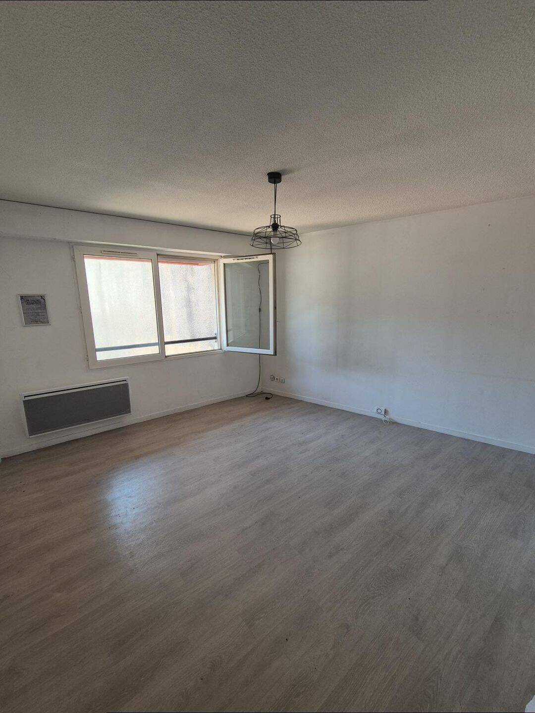 Appartement 1 pièce 28 m² · à Bordeaux · 28 m² · 650 €