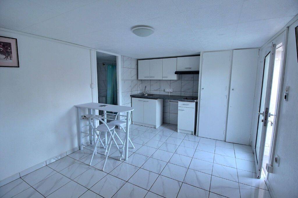 Appartement 1 pièce 18 m² · à Saint-Victoret · 17,6 m² · 510 €/mois