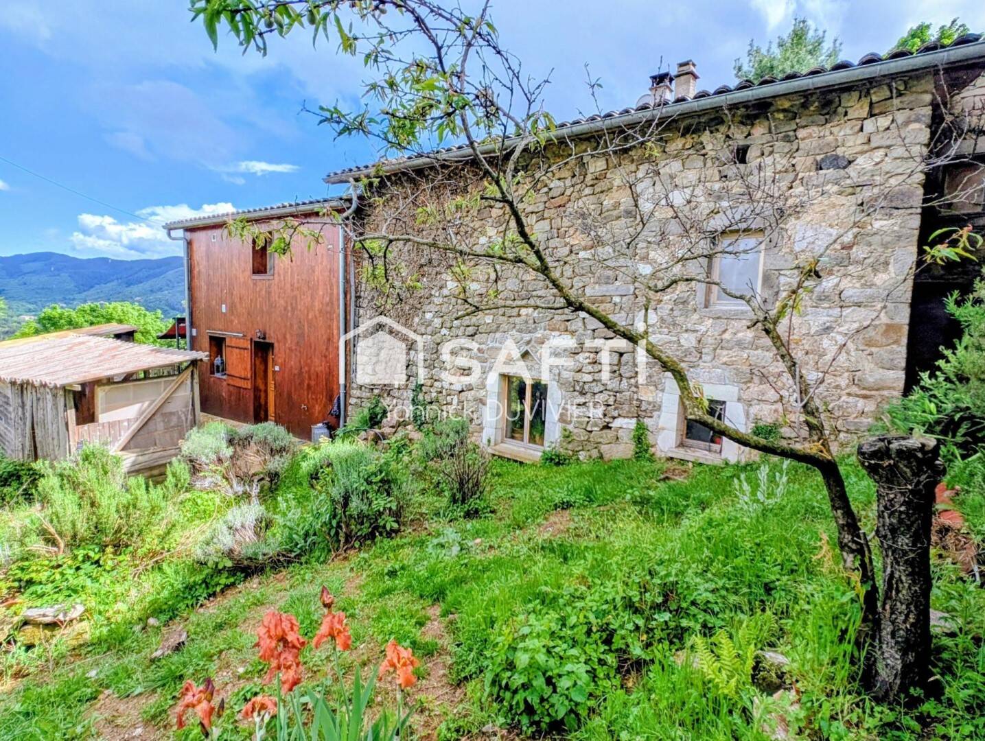 Maison 5 pièces 123 m² · à Jaujac · 123 m² · 299 000 €
