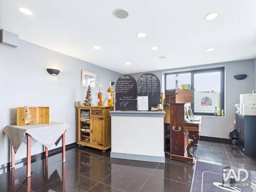 Local commercial à vendre 277 000 € 230 m² de surface de vente Prouvy 59121