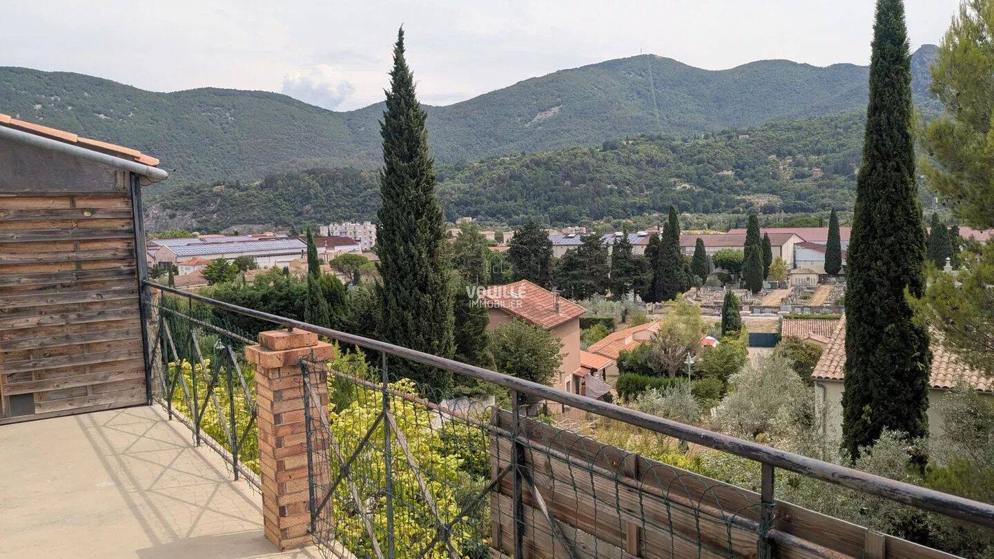 Appartement 3 pièces 114 m² · à Nyons · 114 m² · 720 €
