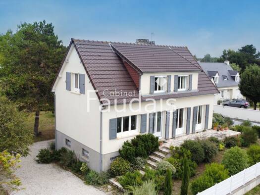 Maison à vendre 399 000 € 6 pièces 4 chambres 125 m² 1 000 m² de terrain Agon-Coutainville 50230