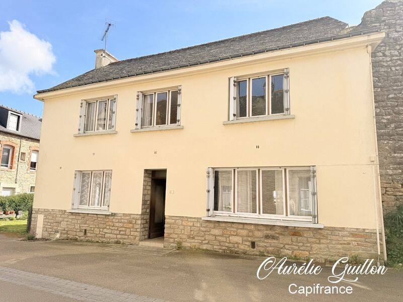 Maison 5 pièces 112 m² · à Saint-Servant · 112 m² · 90 500 €