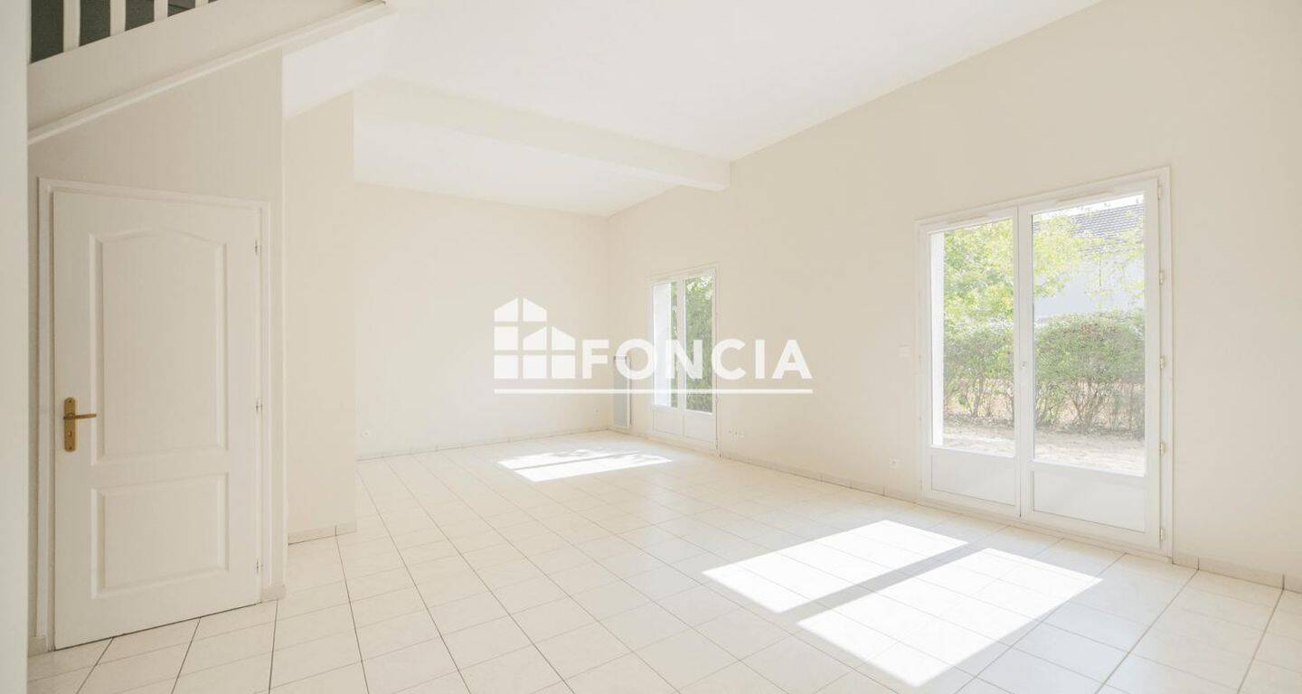 Maison 5 pièces 120 m² · à Orléans · 120 m² · 278 500 €