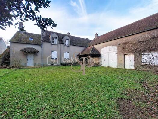 Maison à vendre 170 000 € 4 pièces 2 chambres 91 m² 564 m² de terrain Lorrez-le-Bocage-Préaux 77710