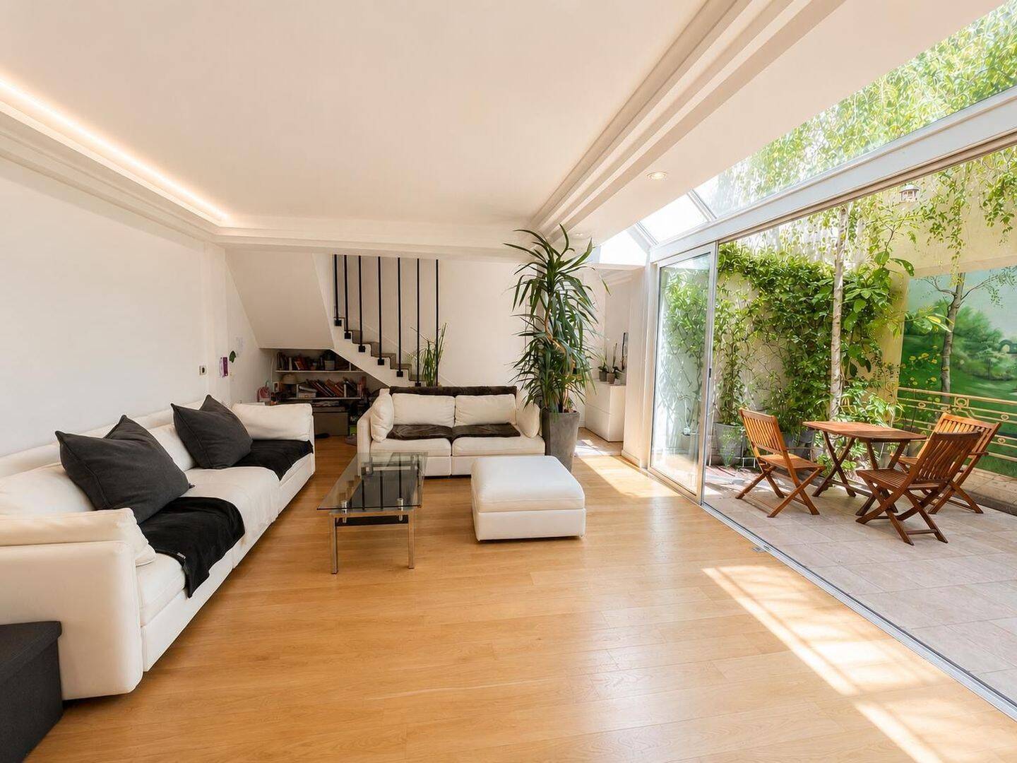 Appartement 5 pièces 170 m² · à Paris 16ème Arrondissement · 170 m² · 2 295 000 €