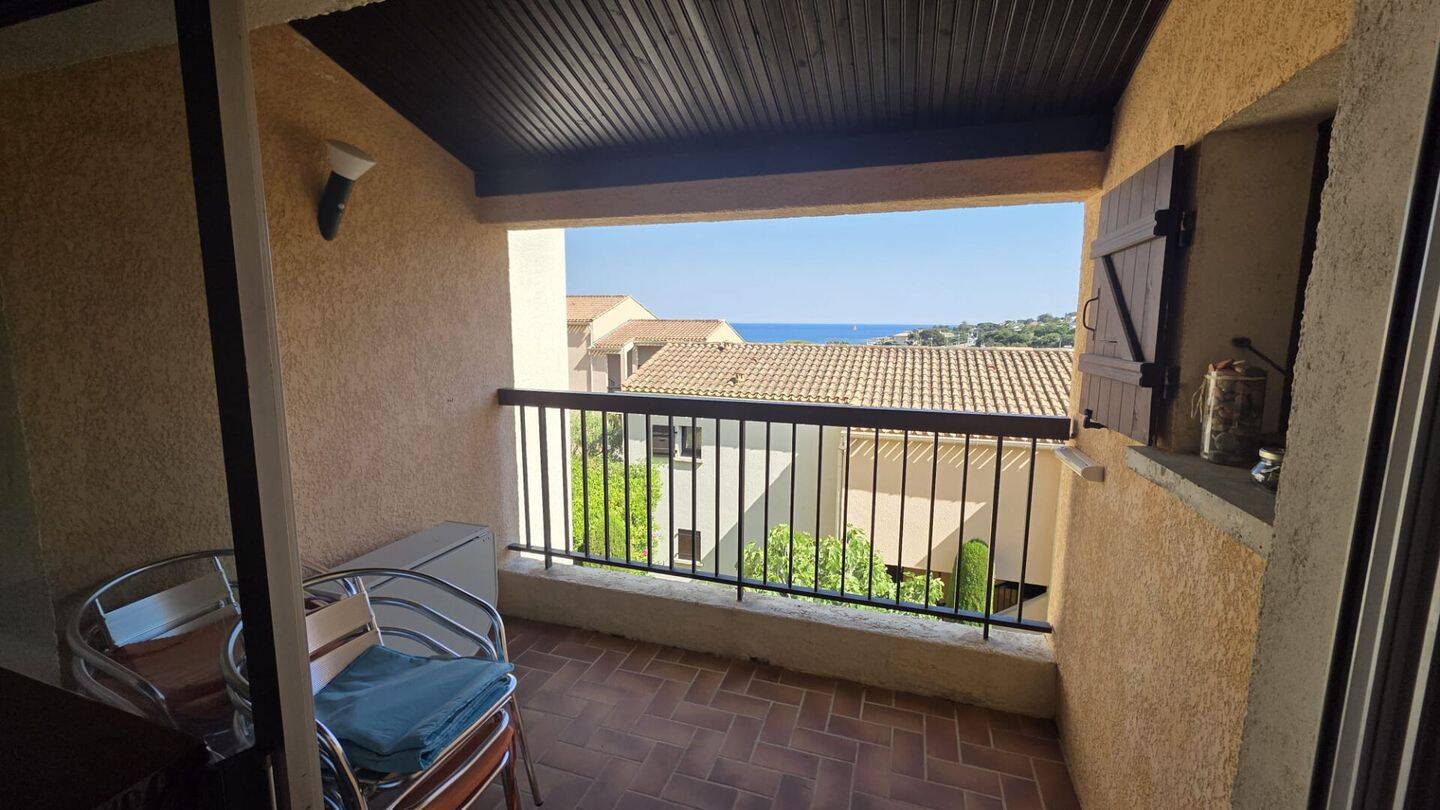 Appartement 3 pièces 33 m² · à Roquebrune-sur-Argens · 33,4 m² · 790 €/mois