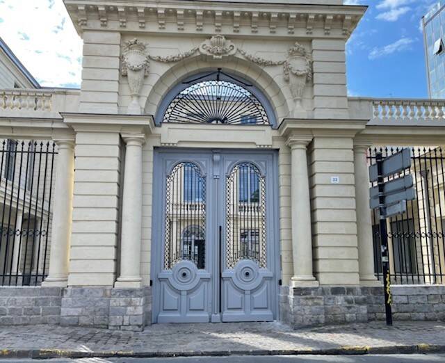 Appartement 3 pièces 78 m² · à Lille · 77,7 m² · 1 552 €/mois