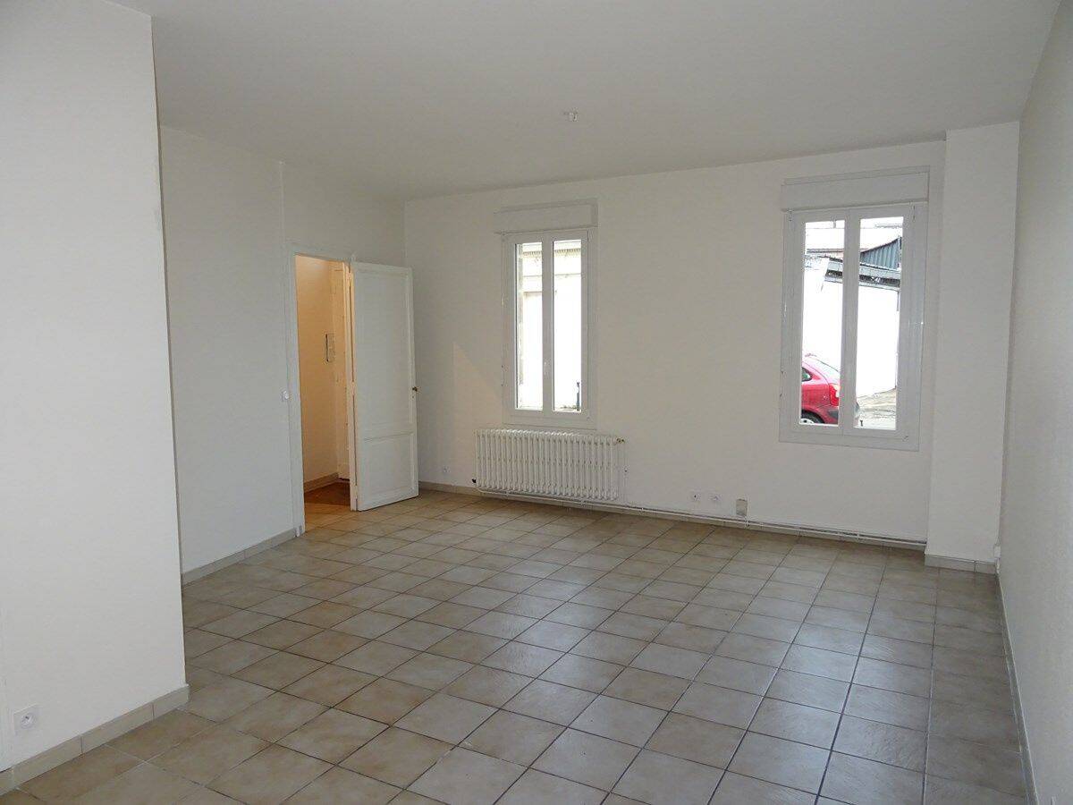 Maison 4 pièces 95 m² · à Bordeaux · 95 m² · 1 147 €/mois