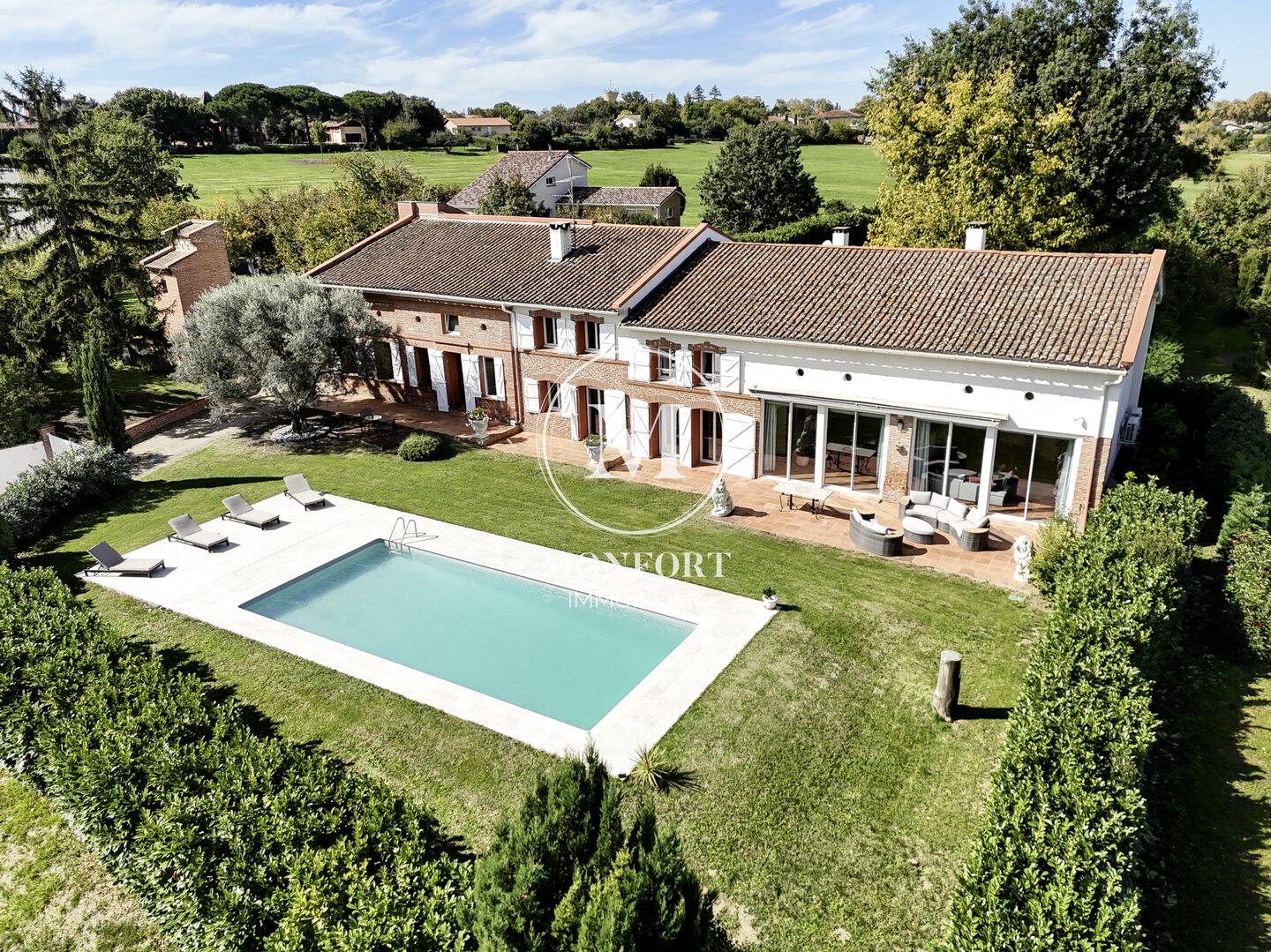 Maison 9 pièces 417 m² · à Castelmaurou · 416,7 m² · 1 095 000 €