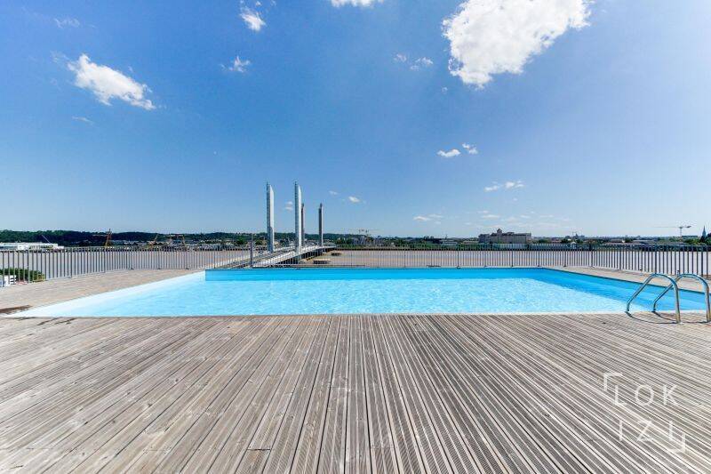 3 pièces 64 m² · à Bordeaux · 63,5 m² · 1 550 €