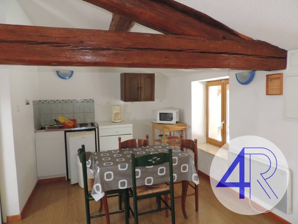 Appartement 1 pièce 28 m² · à Belleville-en-Beaujolais · 27,6 m² · 423 €