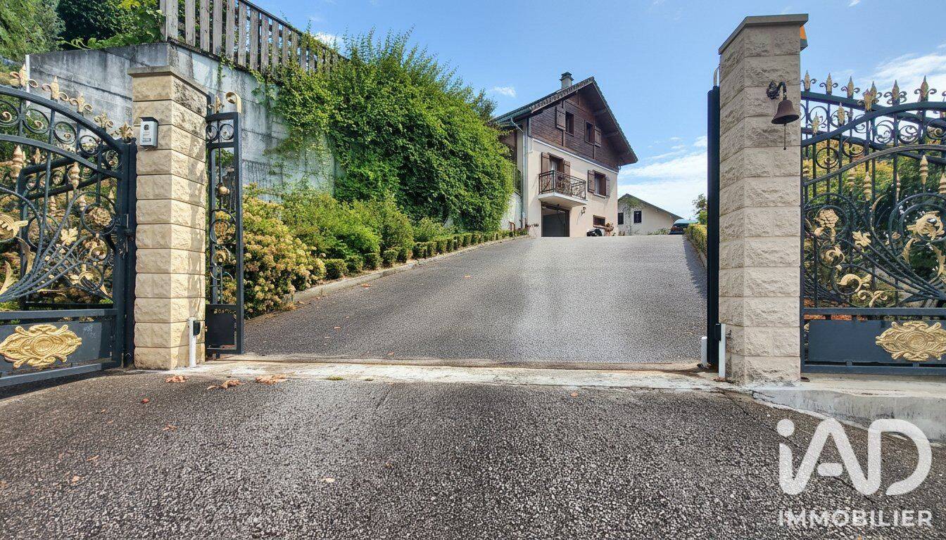 Maison 6 pièces 92 m² · à Monnetier-Mornex · 92 m² · 629 000 €