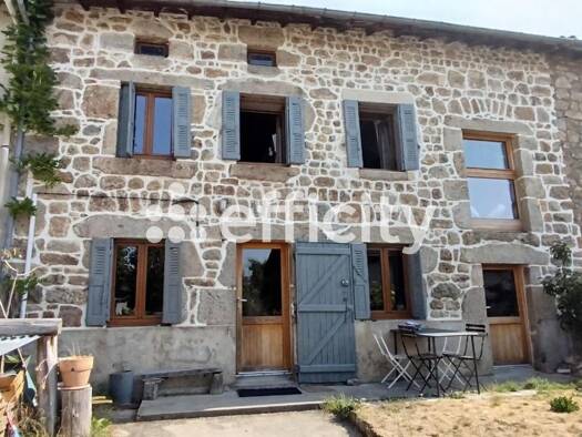 Maison à vendre 150 000 € 6 pièces 3 chambres 110 m² 2 057 m² de terrain Saillant 63840