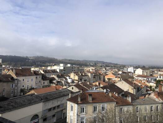 Appartement à vendre 399 500 € 6 pièces 4 chambres 142,7 m² Étage 6/6 Centre Ville Périgueux 24000