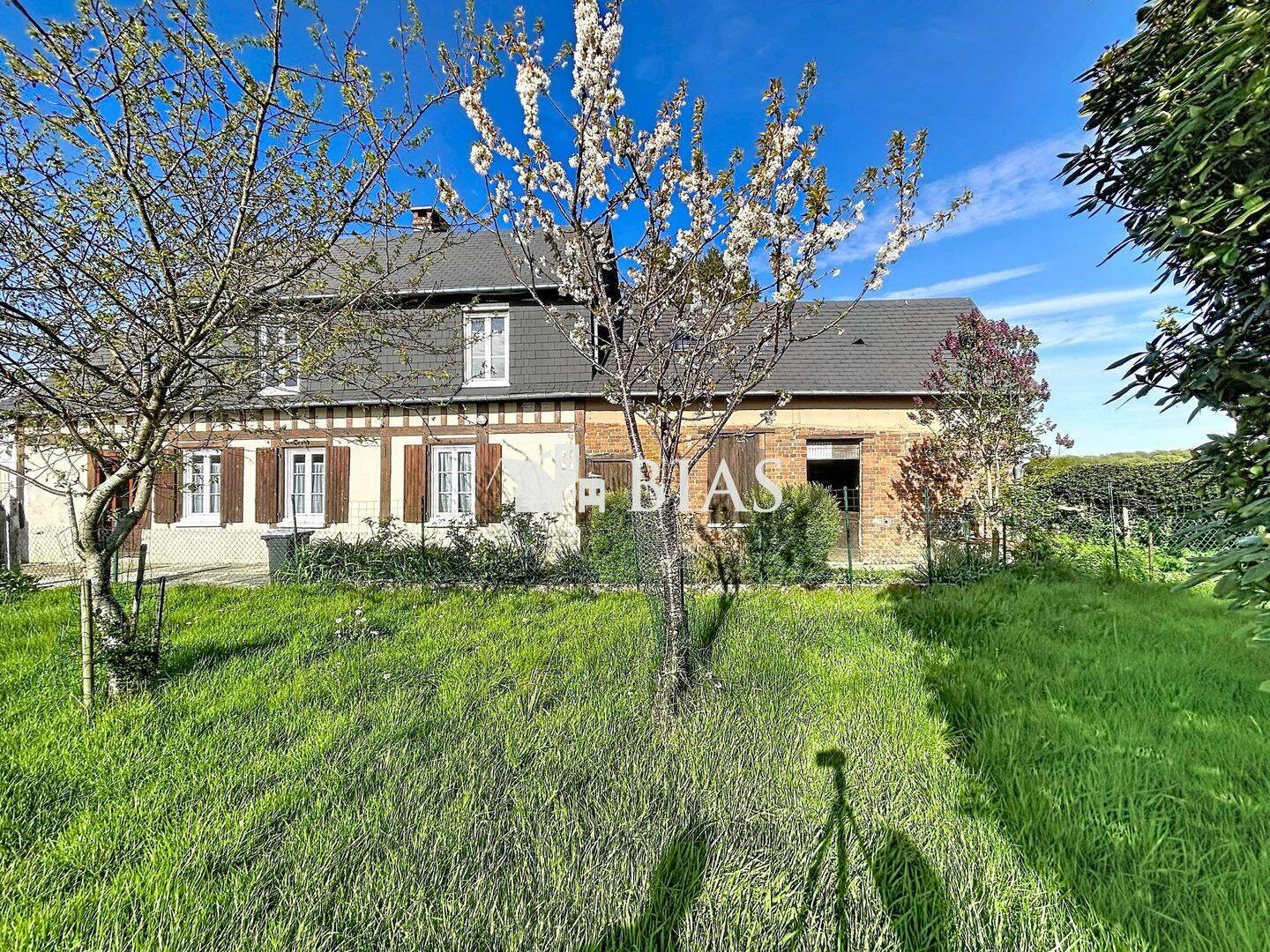 Maison 5 pièces 98 m² · à Saint-Nicolas-d'Aliermont · 98 m² · 199 900 €