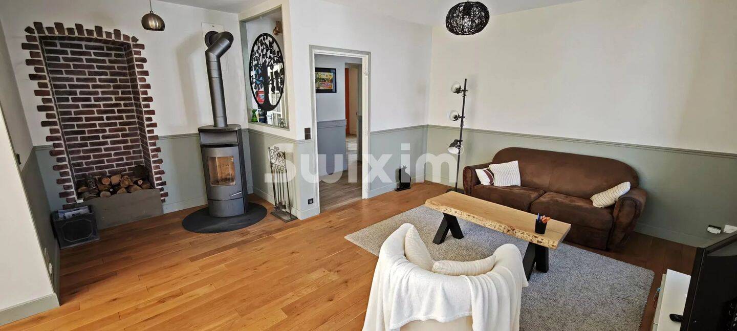Maison 8 pièces 191 m² · à Dole · 191 m² · 325 000 €