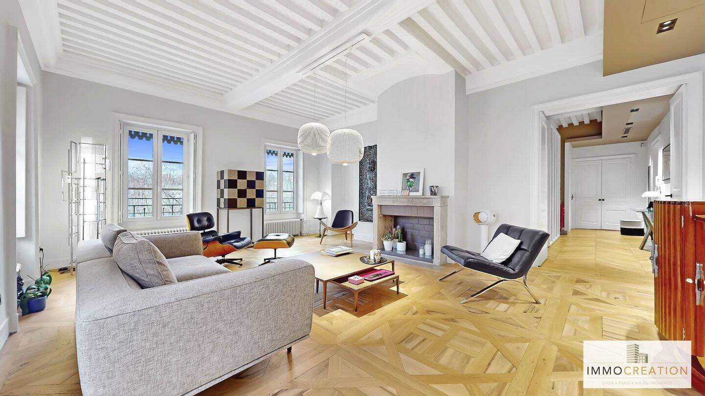 Appartement 7 pièces 224 m² · à Lyon 6ème Arrondissement · 224 m² · 1 950 000 €