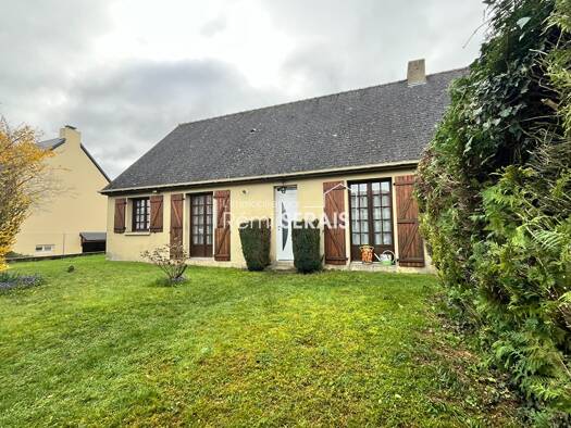 Maison de plain-pied à vendre 87 200 € 4 pièces 3 chambres 86 m² 1 010 m² de terrain Occagnes 61200