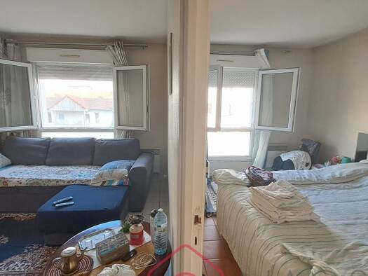 Appartement à vendre 165 000 € 2 pièces 1 chambre 40 m² Étage 2/2 Nord L'Île-Saint-Denis 93450