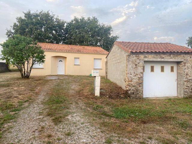 Maison 3 pièces 73 m² · à Saint-Père-en-Retz · 73 m² · 920 €/mois