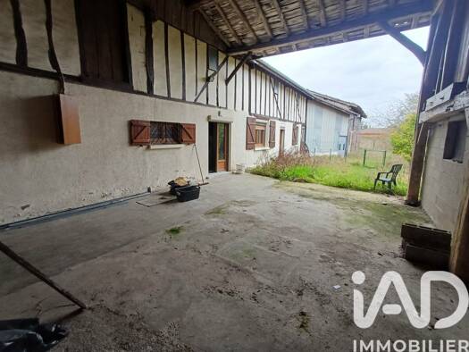 Maison à vendre 39 000 € 3 pièces 1 chambre 70 m² 1 892 m² de terrain Hampigny 10500
