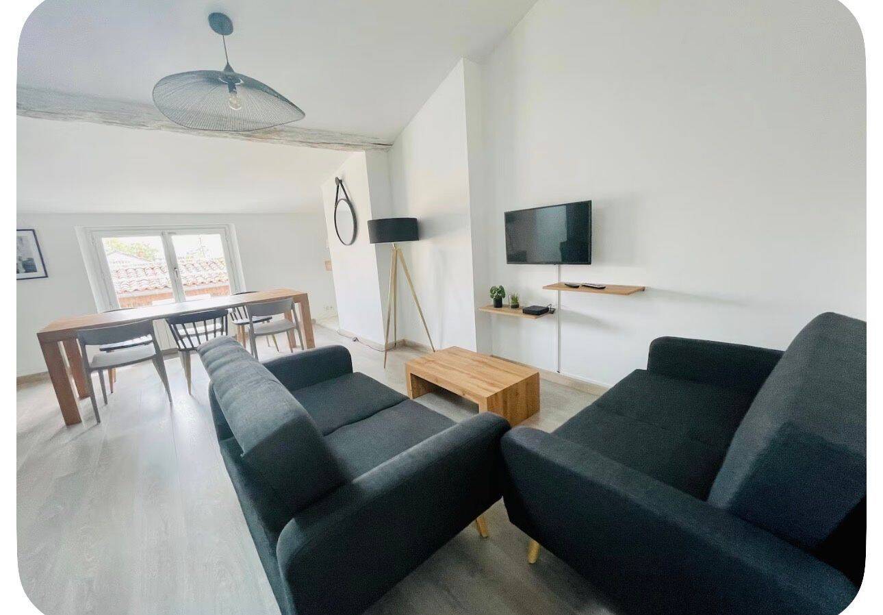 Appartement 5 pièces 83 m² · à La Rochelle · 83 m² · 535 €