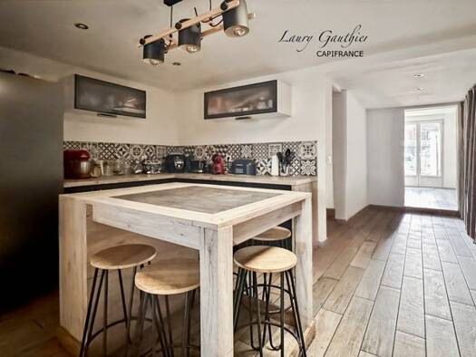 Maison à vendre 279 000 € 4 pièces 2 chambres 111 m² 194 m² de terrain Centre Linselles 59126