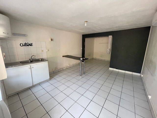 Appartement 1 pièce 23 m² · à Vaulx-en-Velin · 23,4 m² · 430 €